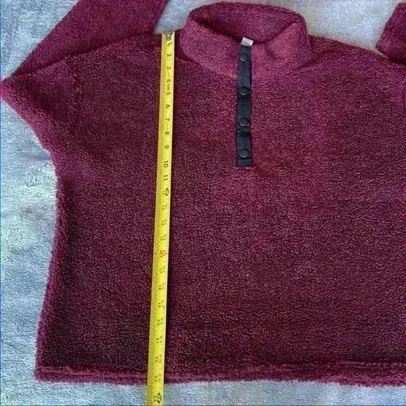 MARIKA Tyra Faux Teddy Fur Pullover Sweatshirt in Windsor Wine Size XL NWT - Picture 8 of 8